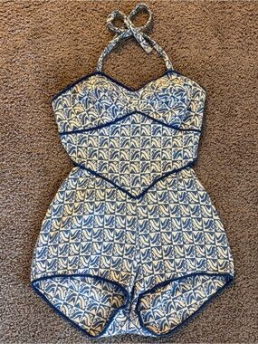 Divine Vintage Women’s Knit Bathing/Sunsuit • Size Small